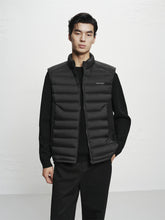 Men's Dual-Fabric Printed Down Vest